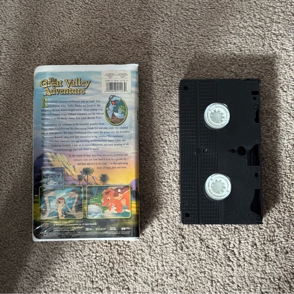 The Land Before Time: The Great Valley Adventure VHS Tape - Picture 2 of 2